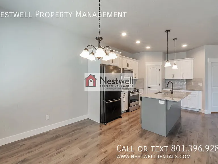 1556 N 3890 W — Photo 4