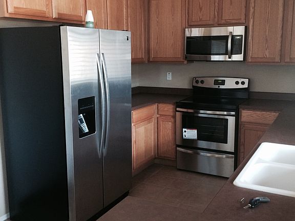 3rd image of 2027 E University Dr Unit 117