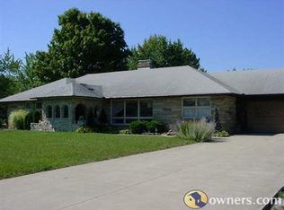 724 Circle Dr, Bryan, OH