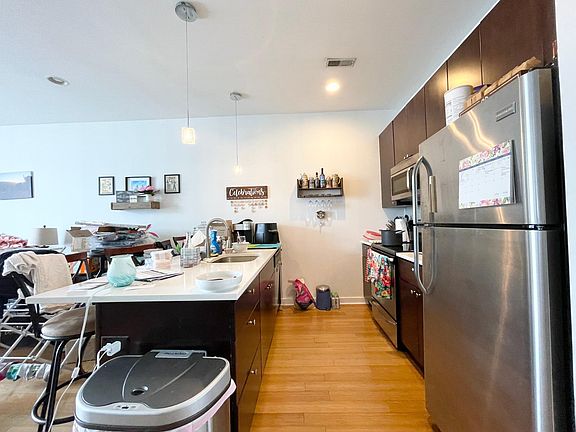 3rd image of 813 N 2nd St #5E