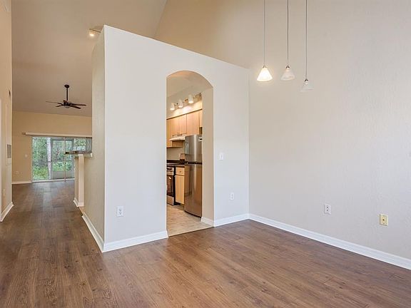 5th image of 3521 Kings Rd APT 102