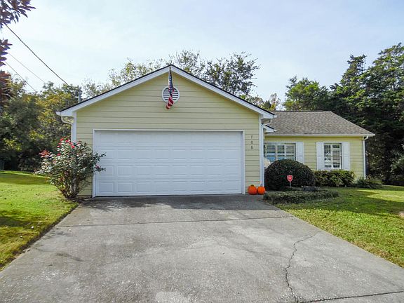 3rd image of 708 Whittmore Ln