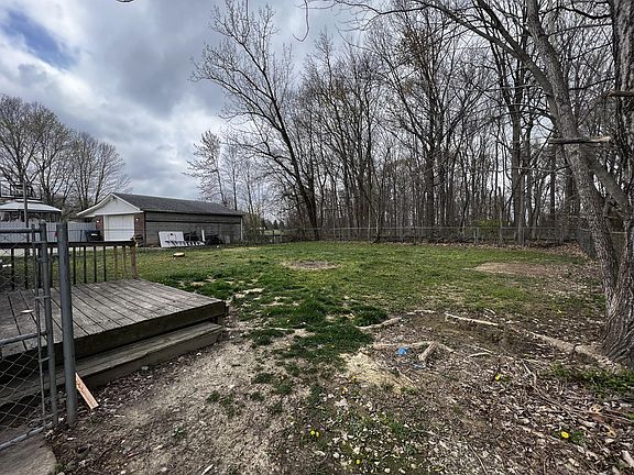 4th image of 9408 Pirouette Ave