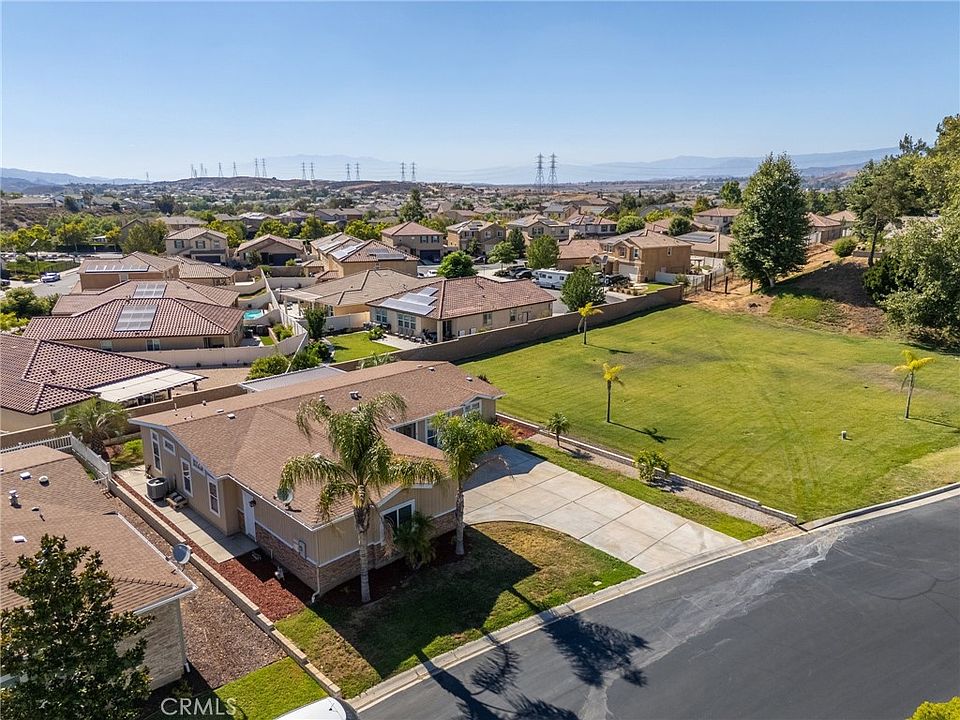 1st image of 10961 Desert Lawn Dr Space 508