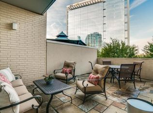 2323 N Houston St APT 201, Dallas, TX 75219