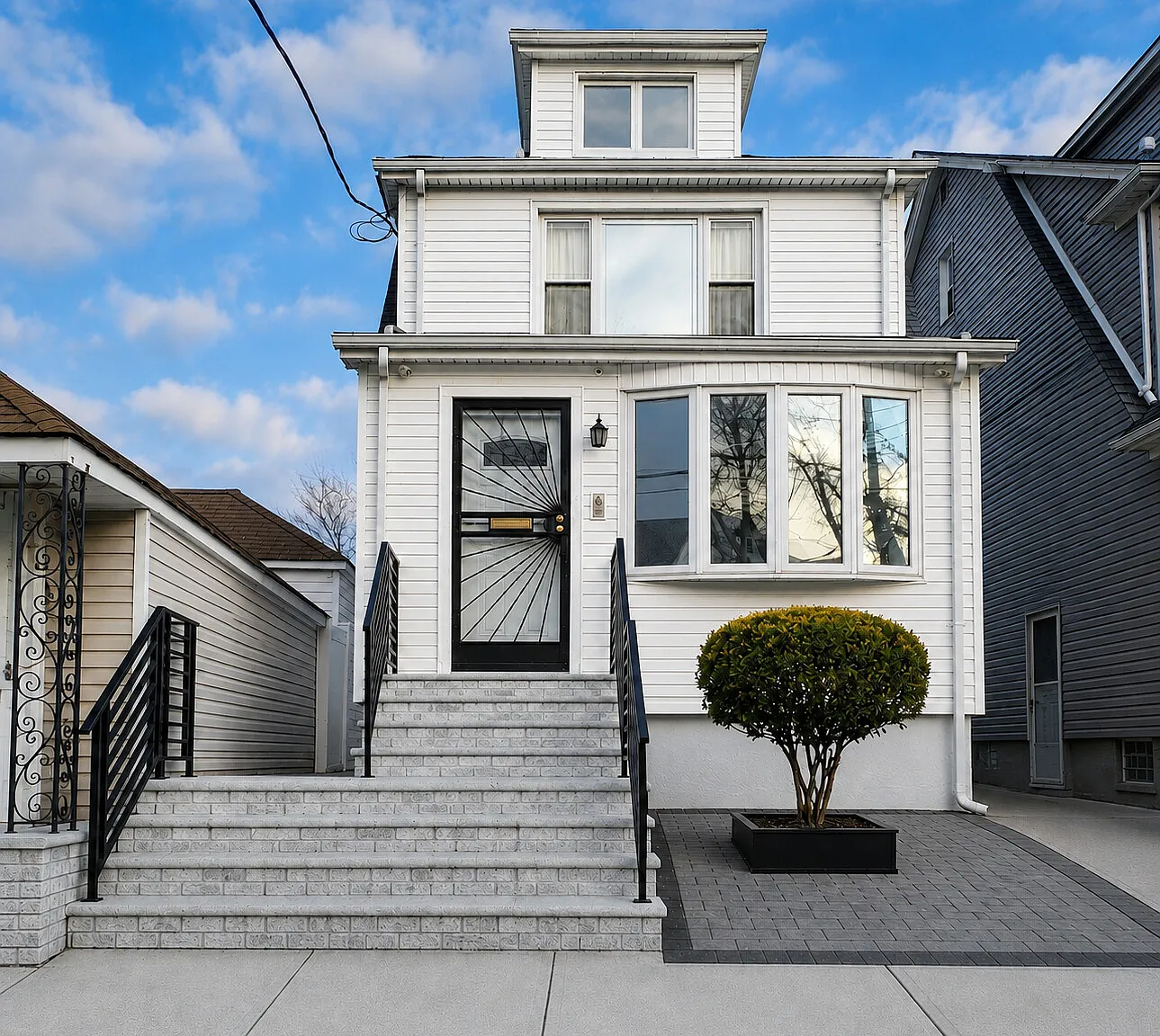 2 bed, 920 sqft, $3,000 — Photo 1