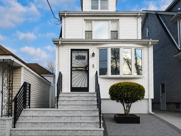 137-11 96th Pl Floor 2, Ozone Park, NY 11417