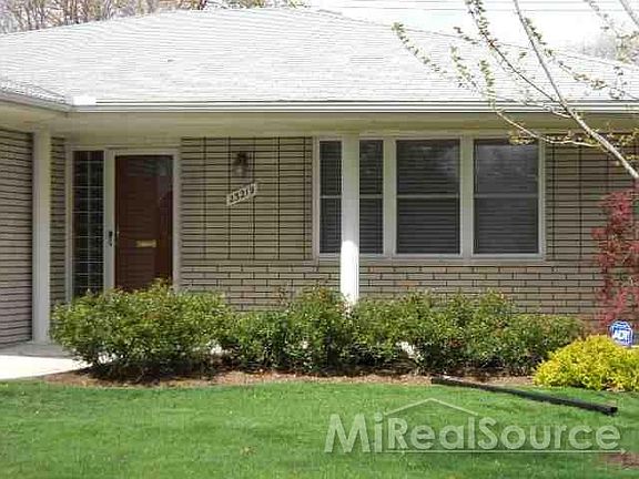 2nd image of 23219 Middlesex St