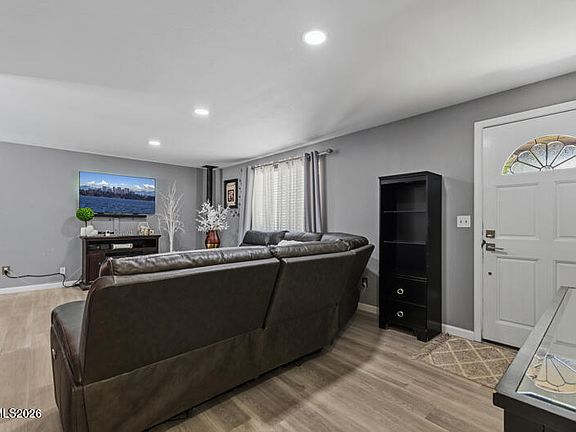 4th image of 1289 Franklin Ln