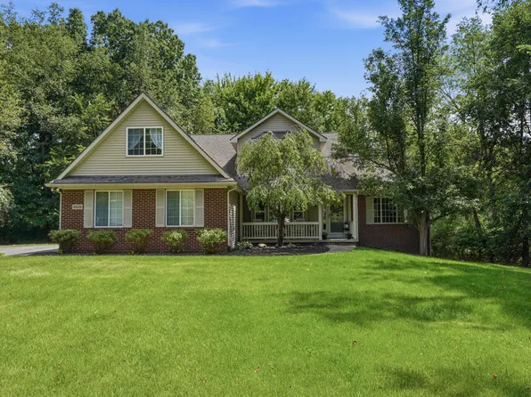 3431 Eagle Valley Ct, Howell, MI 48843