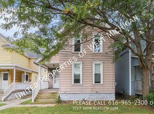 814 1st St NW, Grand Rapids, MI 49504