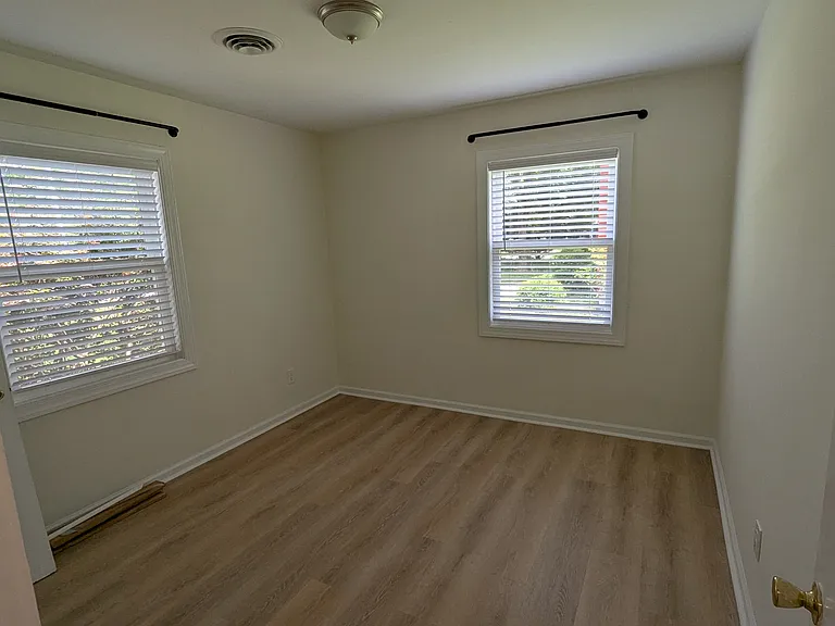 540 Neck O Land Rd — Photo 8