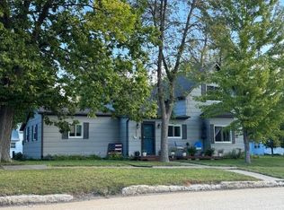 903 E 3rd St, Webster, SD 57274