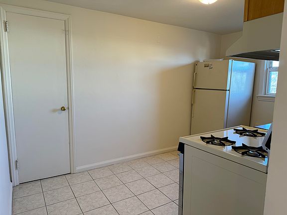 3rd image of 52 Stover Ave #2