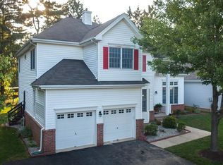 12 Colts Ln, Flemington, NJ 08822