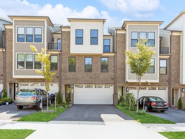 7662 Cross Creek Dr, Columbia, MD 21044