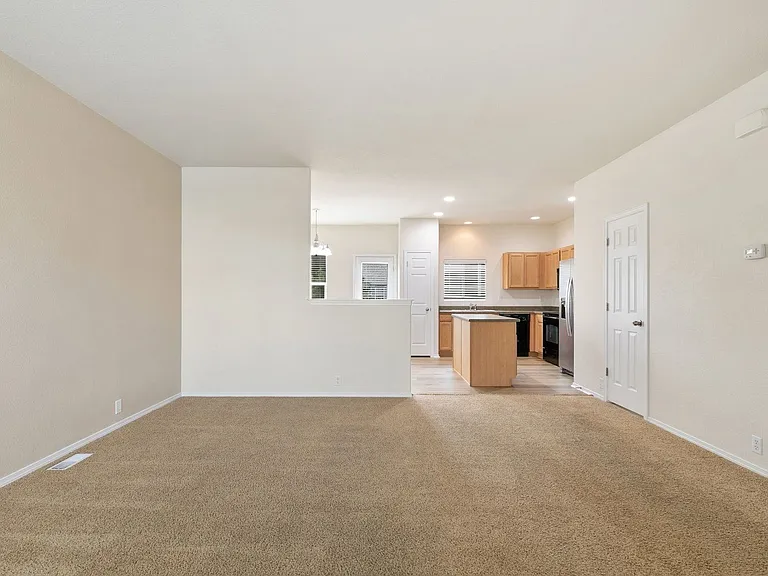 7475 Countryside Grv — Photo 4