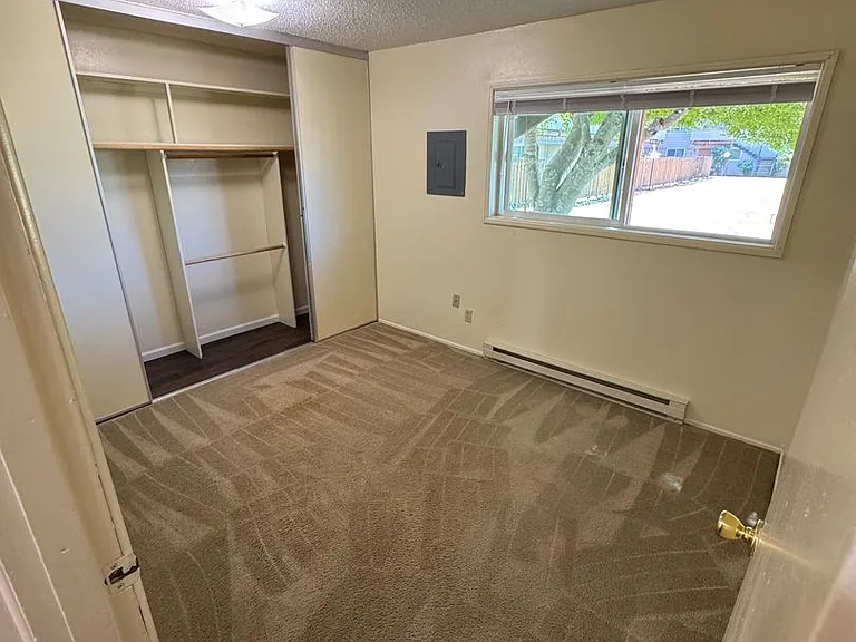 Michelbook Apartments — Photo 40
