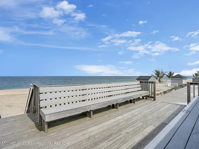 1340 Ocean Ave #62 — Photo 44