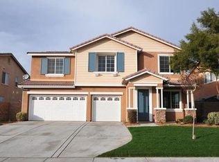 27662 Blue Topaz Dr, Sun City, CA 92585