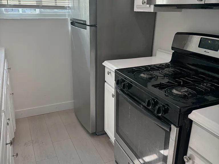 11258 Tiara St #7 — Photo 6