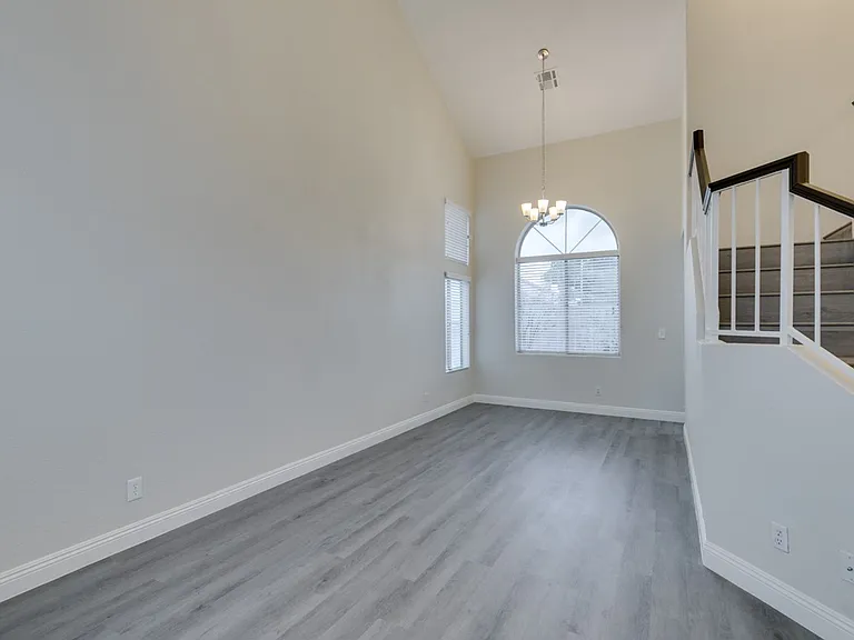 1738 Toltec Cir — Photo 6