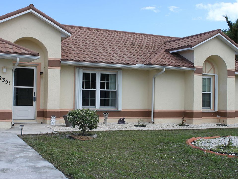 1st image of 2351 SE Hurley Ct