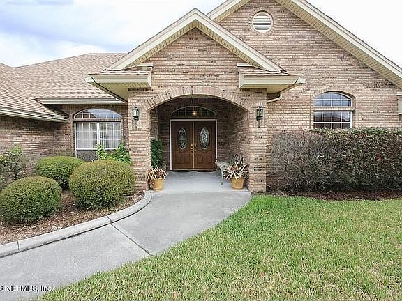 3rd image of 9849 Cresswell Ln N