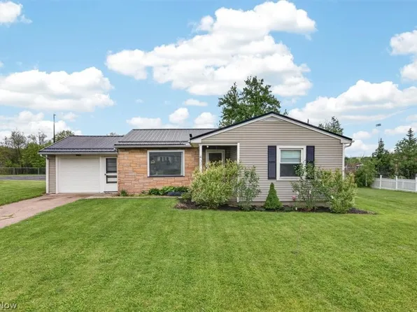 437 E Wilson Ave, Girard, OH 44420