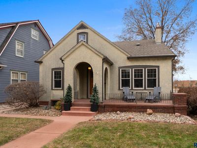 321 W 25th St, Sioux Falls, SD, 57105