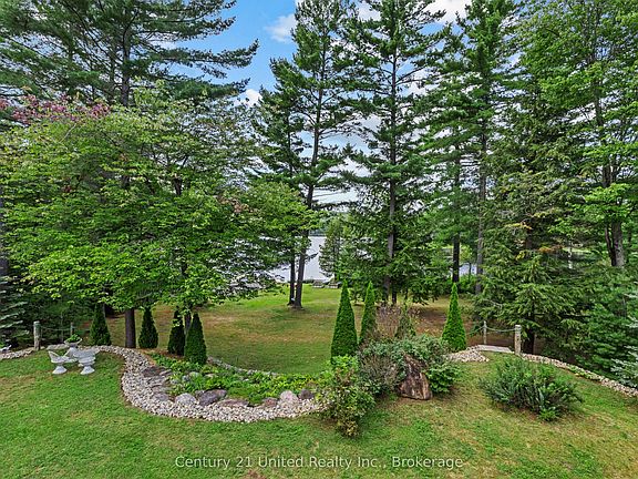 3rd image of 28 Van Luven Ln
