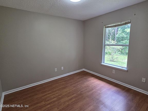 5th image of 612 S VERMONT Avenue