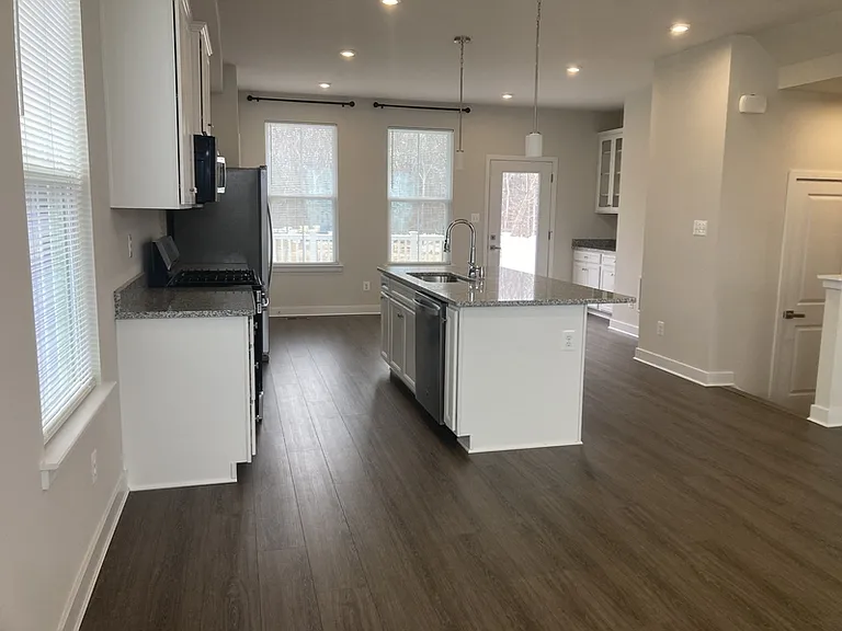 1951 Bellac Way — Photo 15