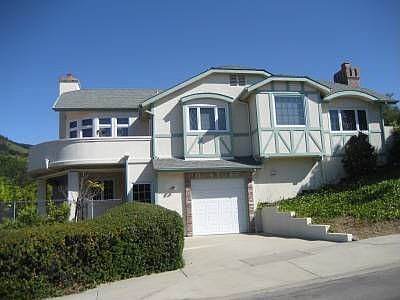 2nd image of 147 Los Cerros Dr