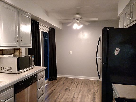 9 Kitchen