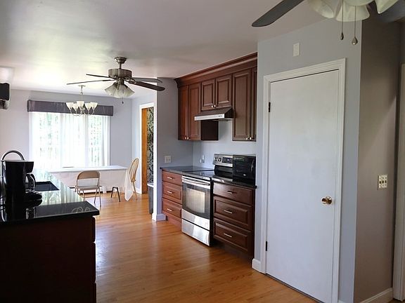 5th image of 478 West St