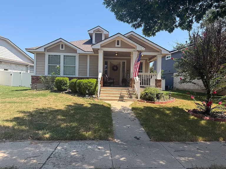 1407 Colorado Bend Dr — Photo 1