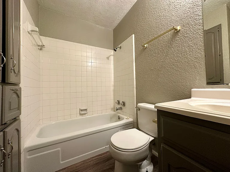 148 Bowie Ln — Photo 8