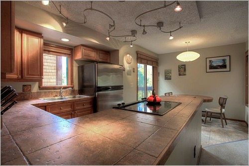 5th image of 370 Forest Trl APT A
