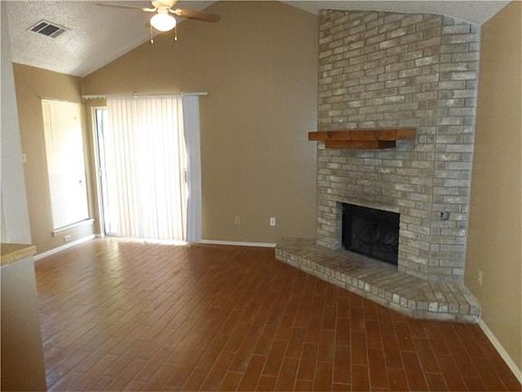 5th image of 12207 Alderbrook Dr #B