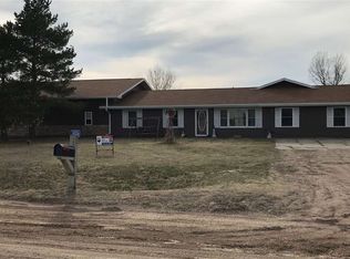 14006 R Rd, Columbus, NE 68601