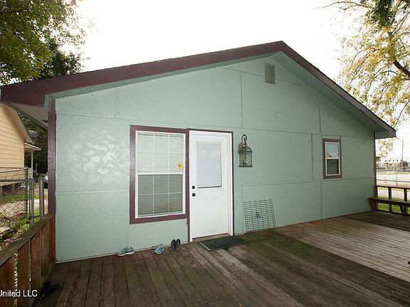 4th image of 615 McKinley Ave