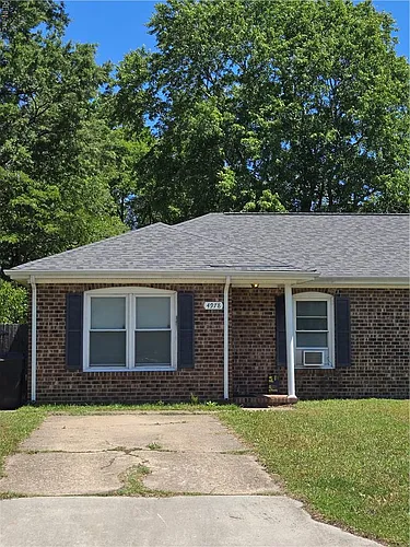 4978 Century Dr Photo 1