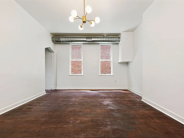 359 W 13th Ave — Photo 10