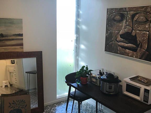 5th image of 465 S Hudson Ave APT 8