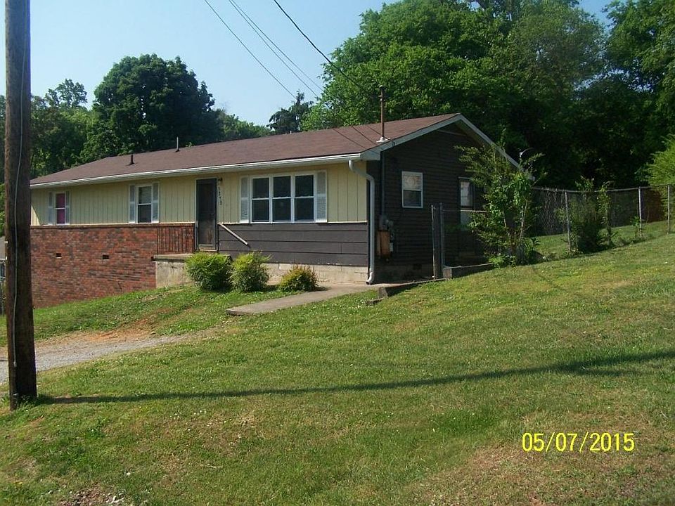 2nd image of 1315 Sylvan St