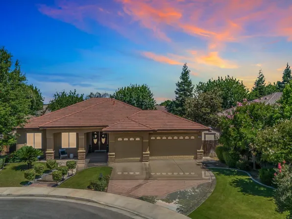 10102 Stoneham St, Bakersfield, CA 93314
