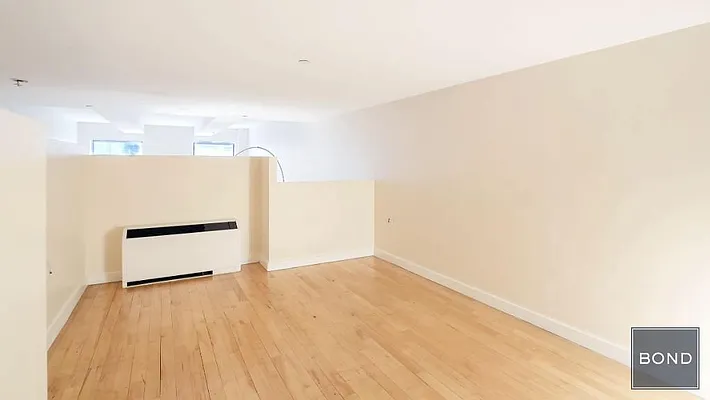 Rented by Bond New York | media 22