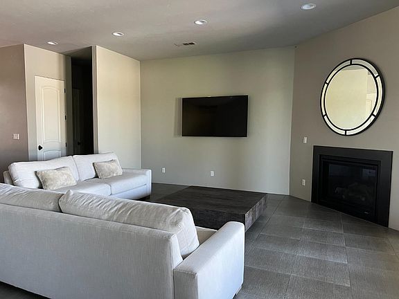 3rd image of 4224 Aldrich Rd