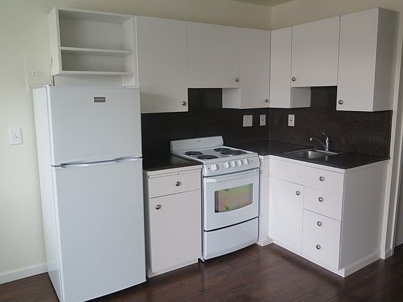 5th image of 9030 Greenwood Ave N APT 209